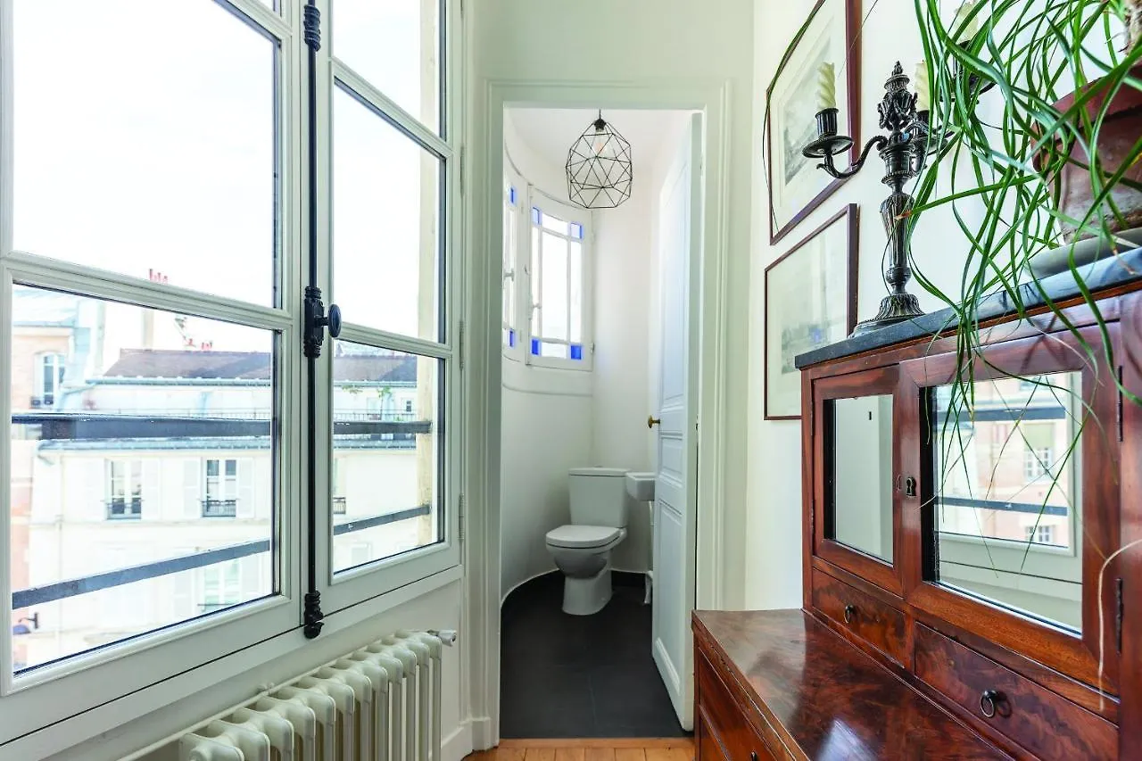 Historical - Odeon, Rive Gauche - 170 M2 Lägenhet *