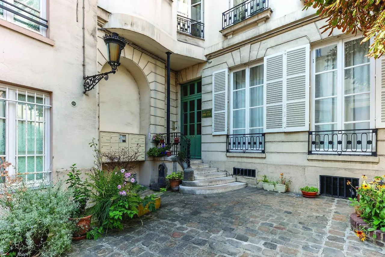 Historical - Odeon, Rive Gauche - 170 M2 Lägenhet Paris